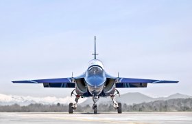 Aermacchi - <p>campagna fotografica sulla linea di montaggio del nuovo aereo da addestramento M346 prodotto da Alenia/Aermacchi, 2010.</p>